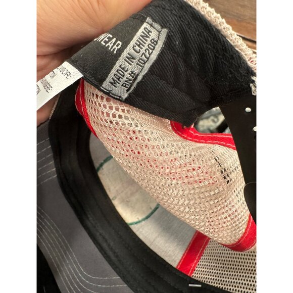 Yellowstone National Park Hat Snapback Baseball Cap Gray Black Bison Trucker - Picture 4 of 5